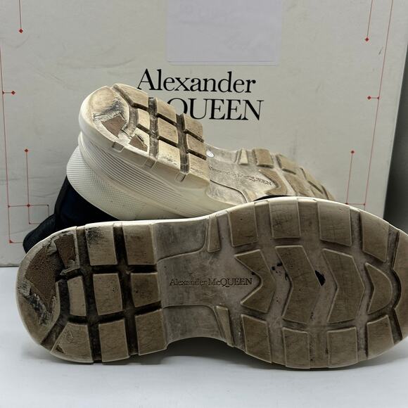 ALEXANDER MCQUEEN Tread Slick Boot Platform Chunky Black White Sz 42 / 9 - Picture 10 of 12